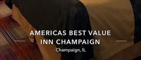 Een bureau, extra bedden, gratis wifi, beddengoed