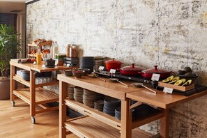 Restaurant - Hotel Kabuki, part of JdV by Hyatt (San Francisco)