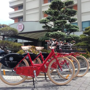 Bicycling at Hotel Kabuki, part of JdV by Hyatt