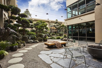 Garden at Hotel Kabuki, part of JdV by Hyatt