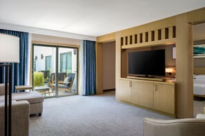 Premium bedding, pillowtop beds, desk, blackout drapes