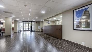 Pintu masuk interior