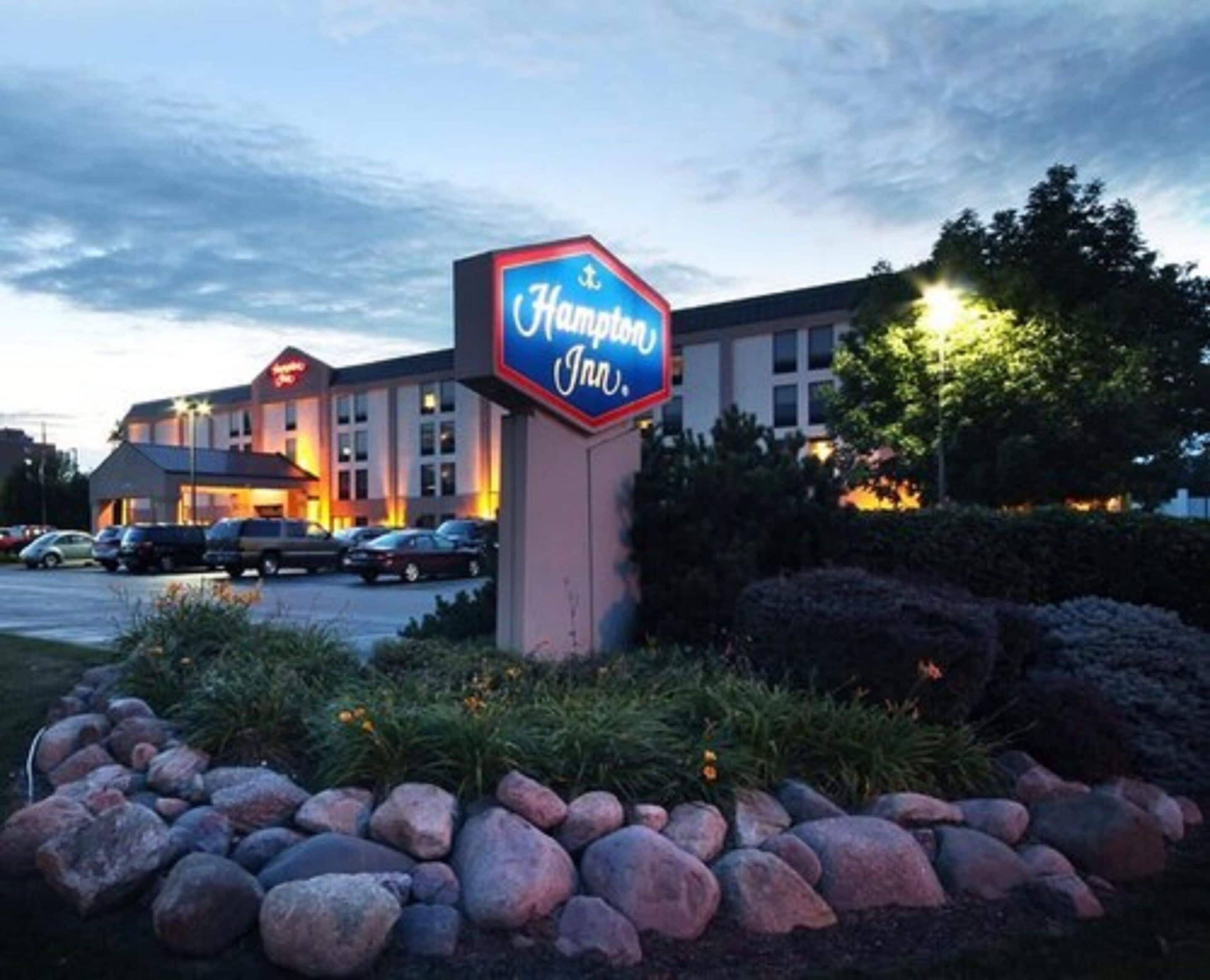 Façade de l’hébergement - soirée/nuit