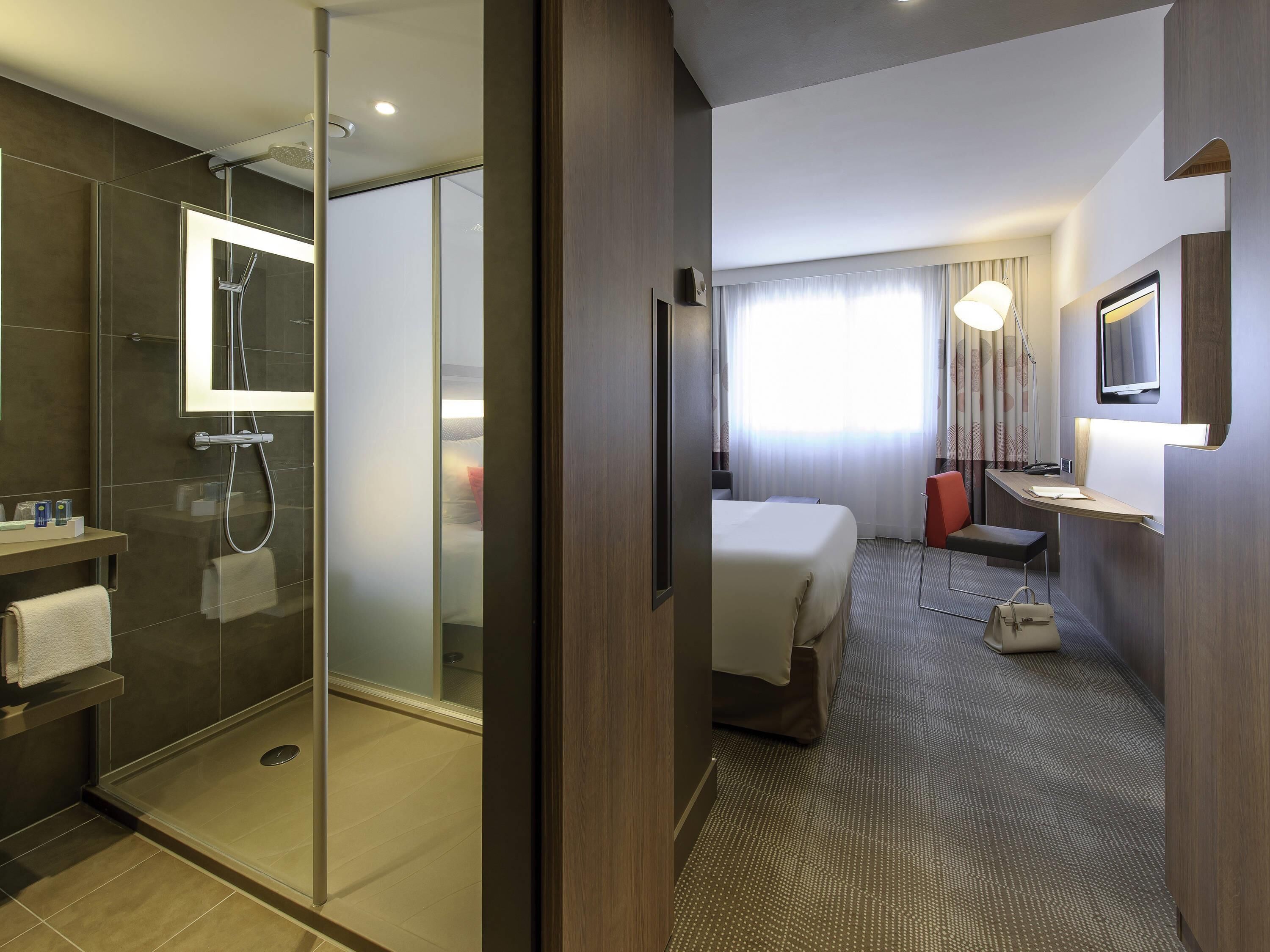 Rom, 2 dobbeltsenger, ikke-røyk | Sengetøy av topp kvalitet, safe på rommet og skrivebord