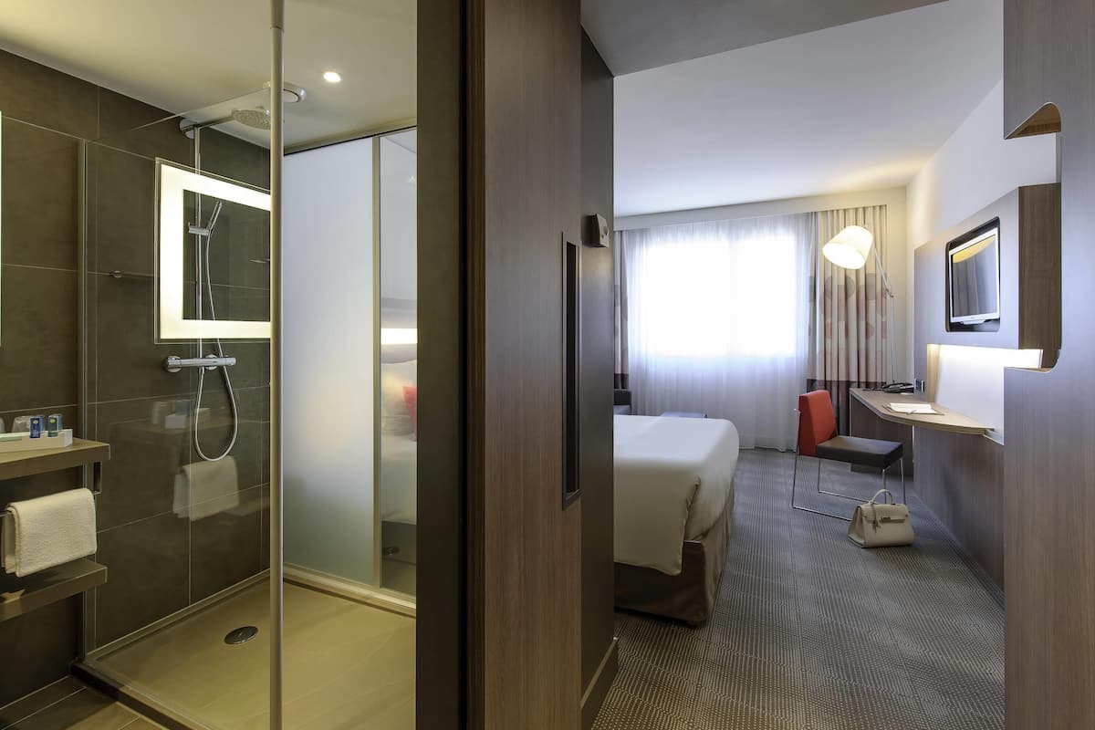 Rom, 2 dobbeltsenger, ikke-røyk | Sengetøy av topp kvalitet, safe på rommet og skrivebord