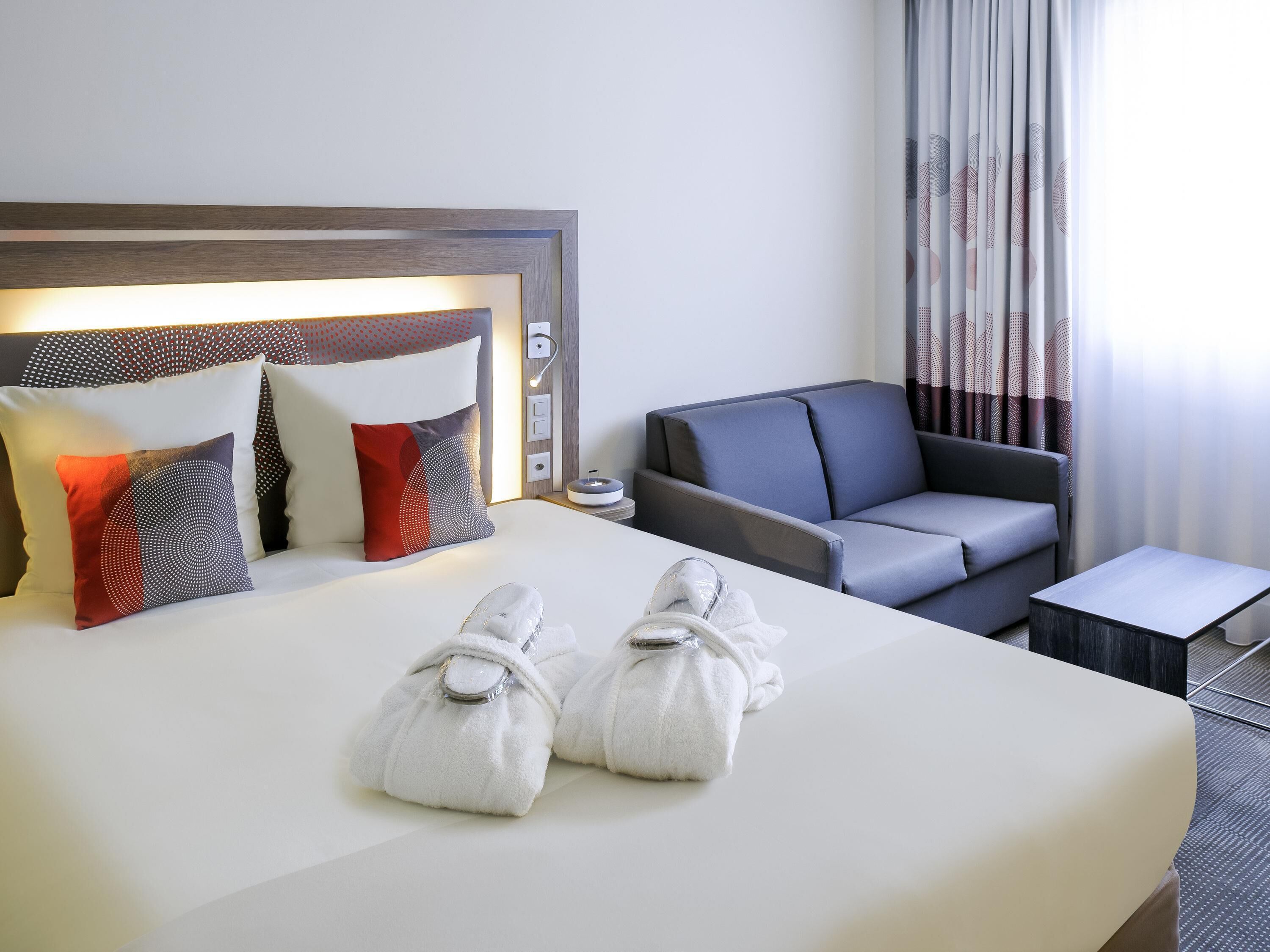 Superior Room, 1 King Bed, Accessible
