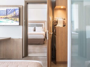 Chambre, 2 lits doubles, non-fumeur | Literie de qualité, coffre-fort pour ordinateur portable, bureau