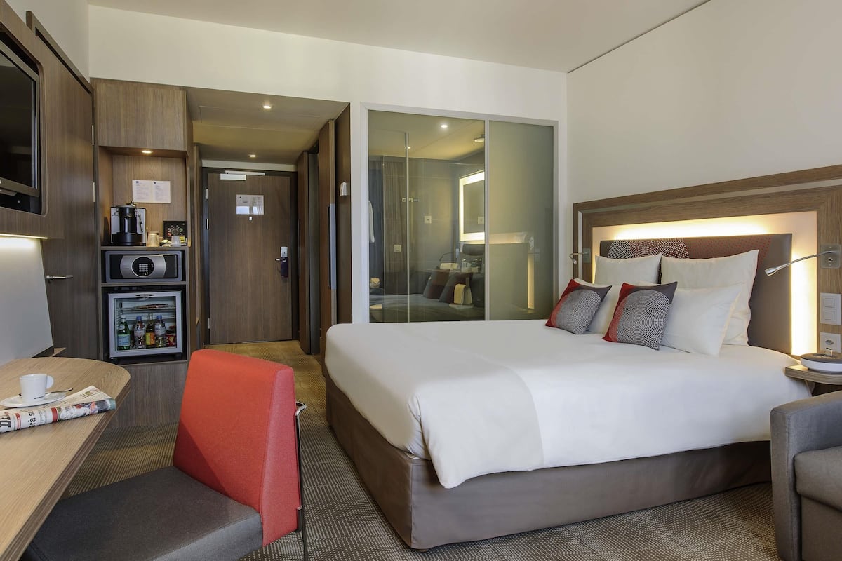 Quarto superior, 1 cama de casal e sofá-cama, para não fumantes | Roupas de cama premium, cofres nos quartos, escrivaninha
