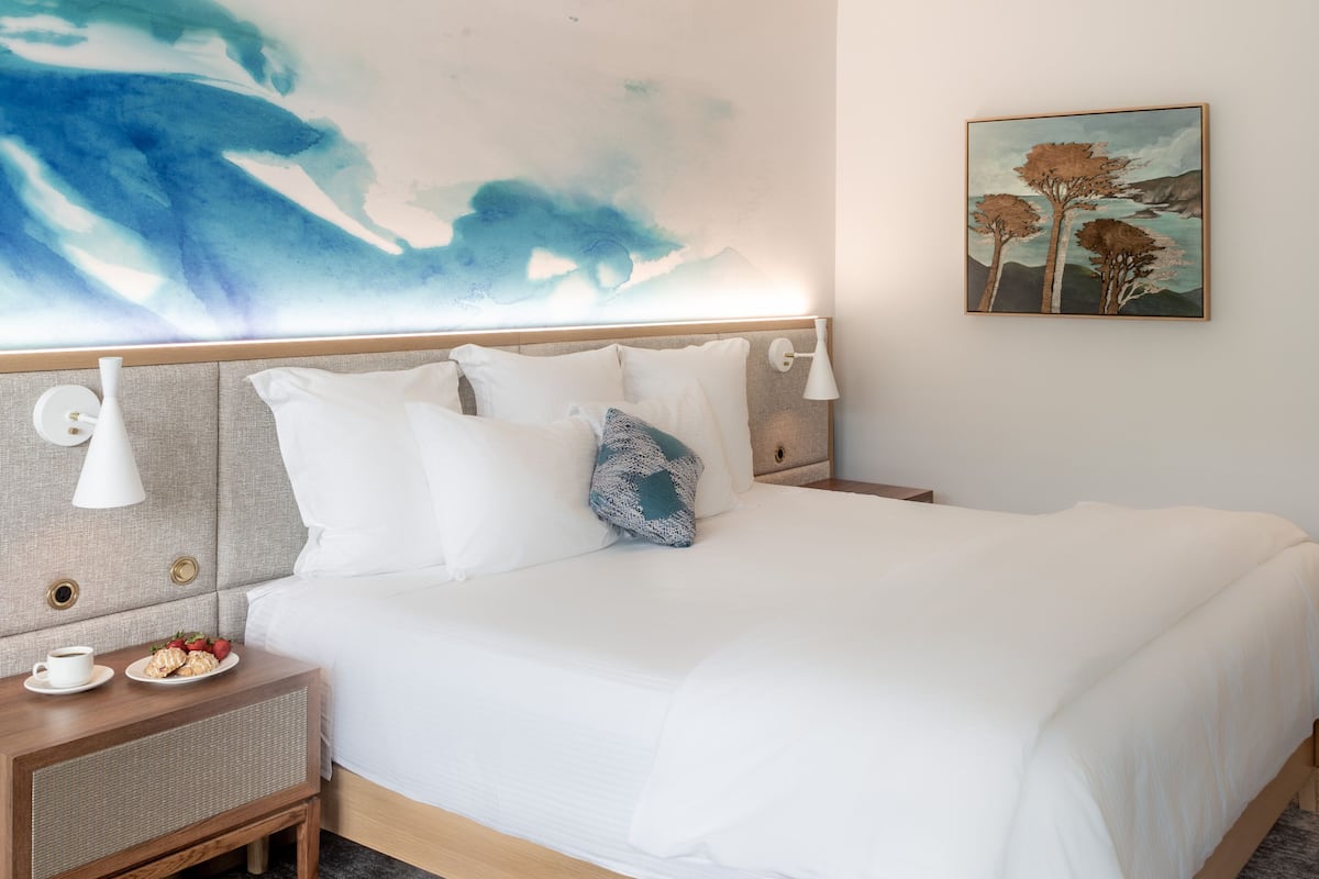 Hochwertige Bettwaren, Pillowtop-Betten, Zimmersafe, Schreibtisch