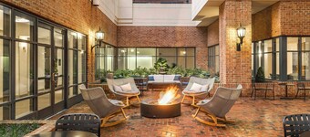 Sheraton Suites Old Town Alexandria