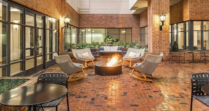 Sheraton Suites Old Town Alexandria
