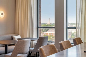 Property amenity at Sheraton Suites Old Town Alexandria