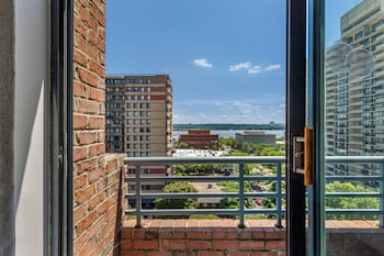 Balcony at Sheraton Suites Old Town Alexandria