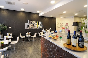 Lobby-Lounge