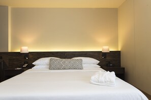 1 bedroom, minibar, in-room safe, desk