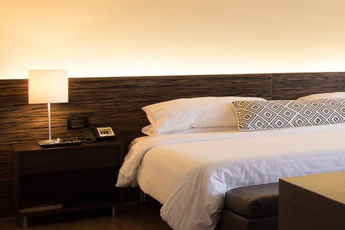 1 bedroom, minibar, in-room safe, desk