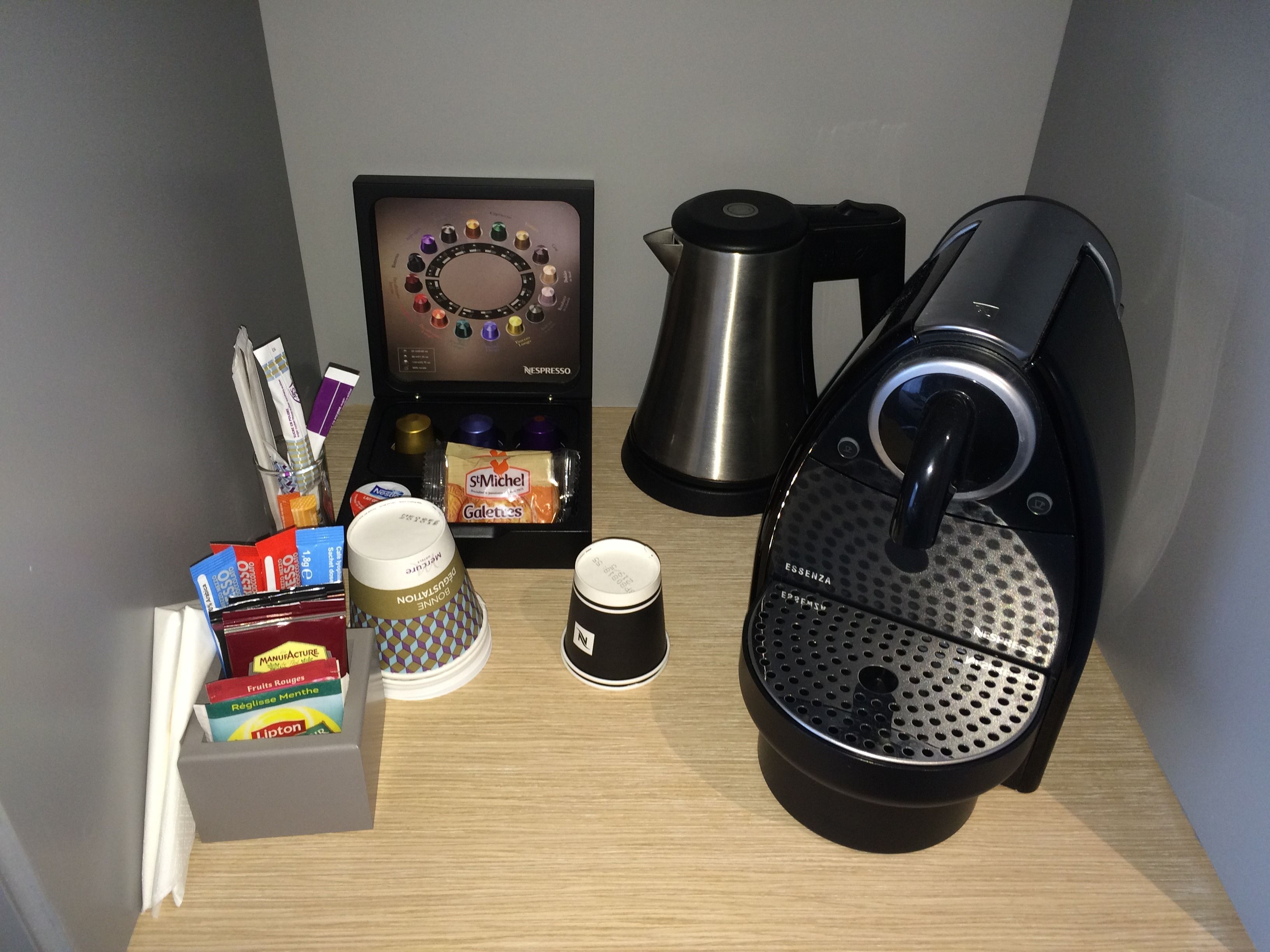 privilege, double room, 1 double bed, balcony, park view | coffee and/or coffee maker