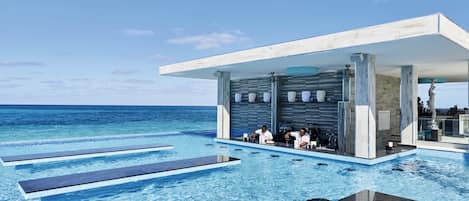 Poolside bar