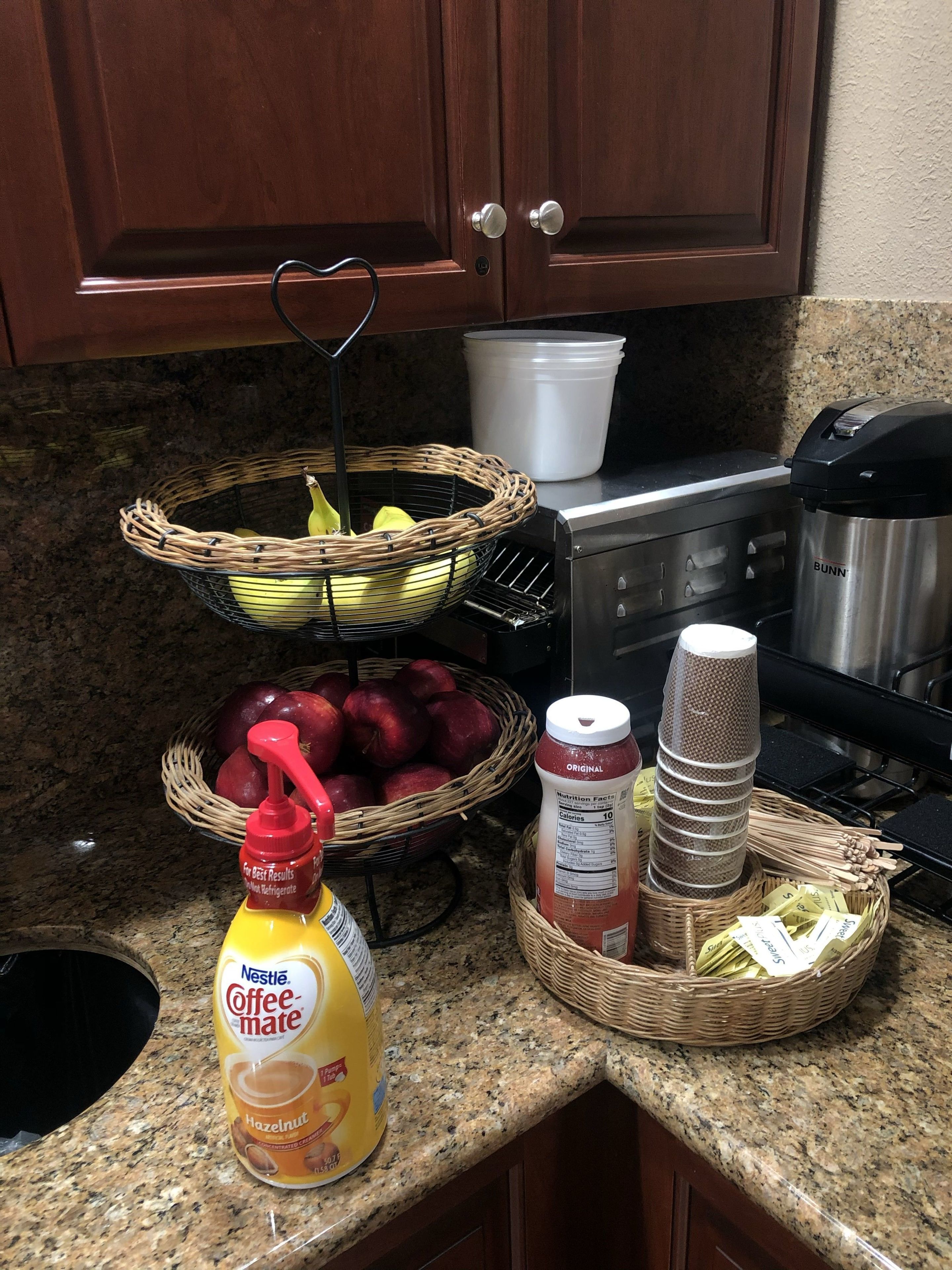 Free daily continental breakfast 