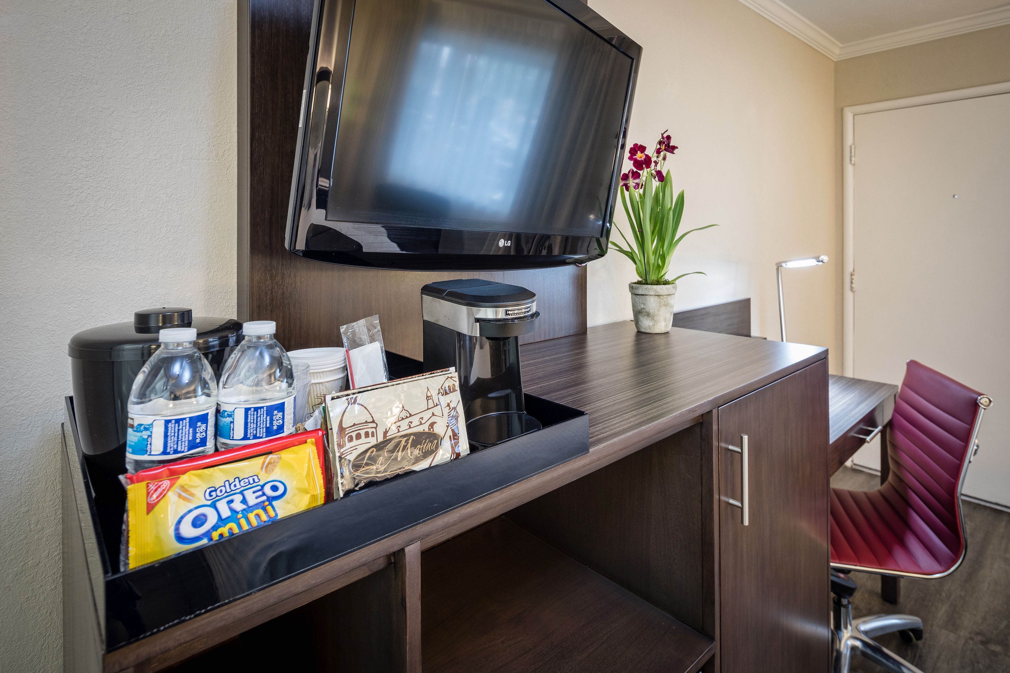 In-room business center