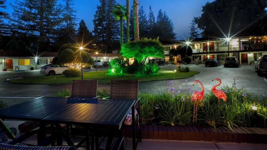 The Palo Alto Inn