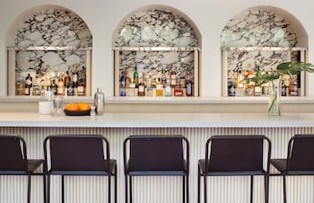 Bar (on property) at Kimpton Alton Fishermans Wharf by IHG