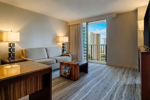 Suíte, 1 cama King e sofá-cama (Miami Suite) | Roupas de cama premium, edredons de pluma, cofres nos quartos