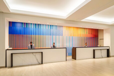 Hyatt Regency Miami - Image 24