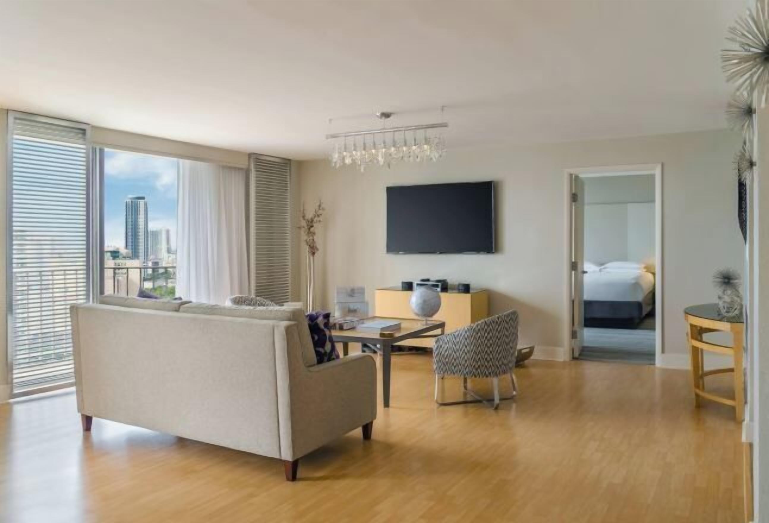 Living area | 55-inch Smart TV with cable channels, TV, Netflix