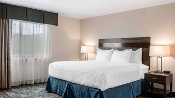 Premium bedding, in-room safe, desk, blackout curtains