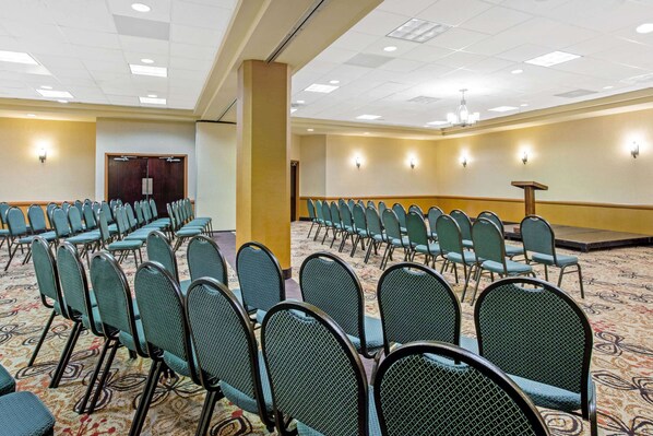 Meeting facility