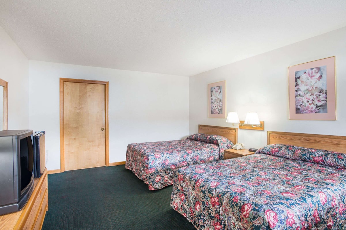 Zimmer, 2 Doppelbetten, barrierefrei, Nichtraucher