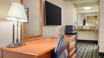 Standard Room, 1 Queen Bed, Accessible, Refrigerator & Microwave (Refrigerator & Microwave) | Desk, laptop workspace, blackout drapes, iron/ironing board