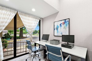 Business center - Best Western Fairfax (Fairfax)