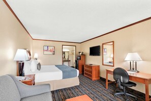 Desk, laptop workspace, blackout curtains, iron/ironing board - Best Western Fairfax (Fairfax)