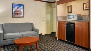 Suite, 1 King Bed, Non Smoking, Refrigerator & Microwave (with Sofabed) | Desk, laptop workspace, blackout drapes, iron/ironing board - Best Western Fairfax (Fairfax)