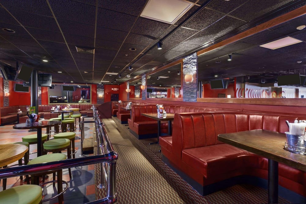 Ramada by Wyndham Rochelle Park Near Paramus