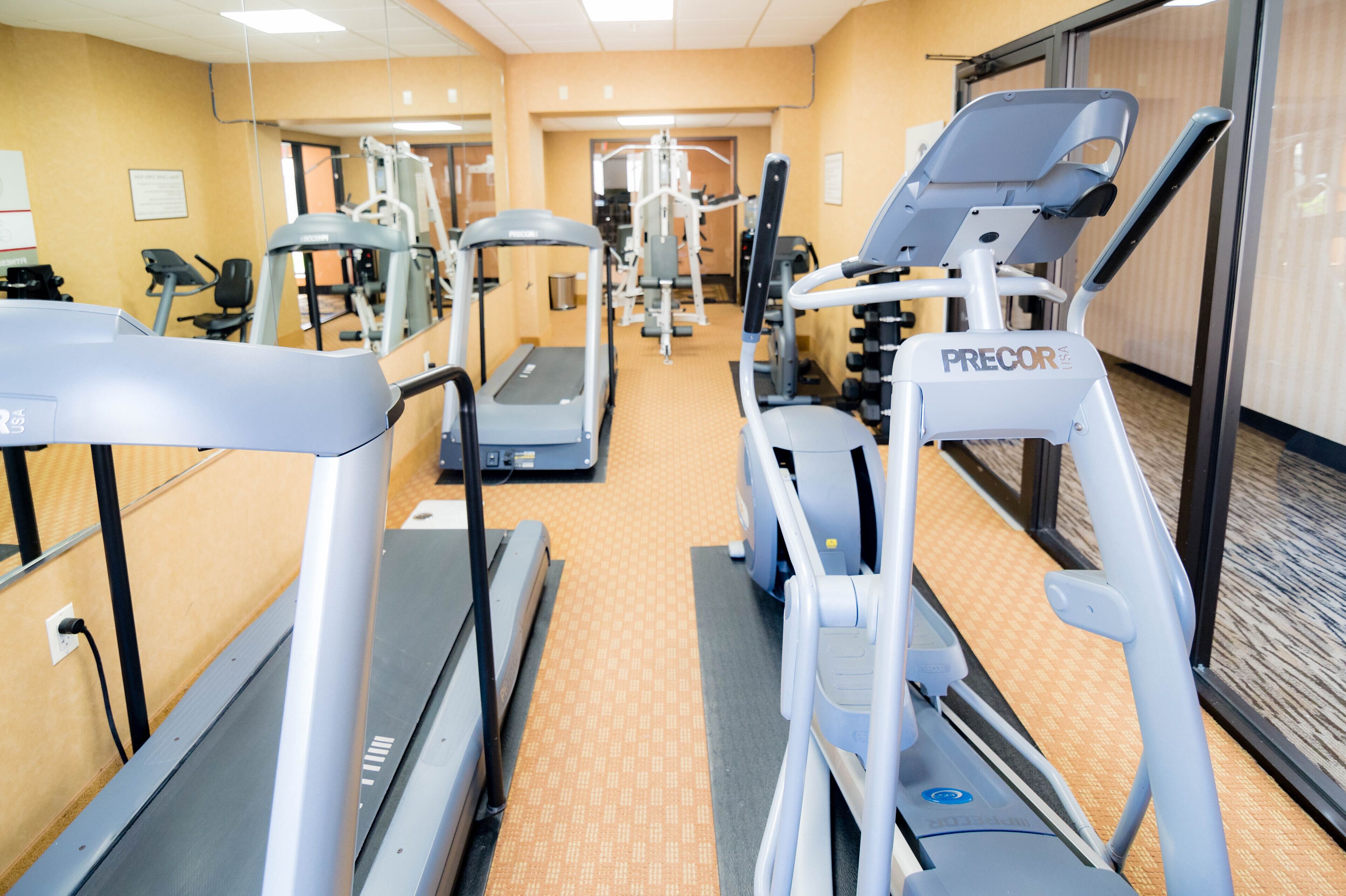 Foto - Clarion Inn Elmhurst - Oak Brook near I-88, I-290, I-294