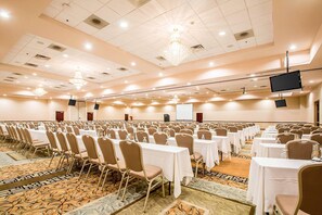 Meeting facility - Clarion Inn Elmhurst - Oak Brook near I-88, I-290, I-294 (Elmhurst)