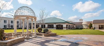 Clarion Inn Elmhurst - Oak Brook near I-88, I-290, I-294