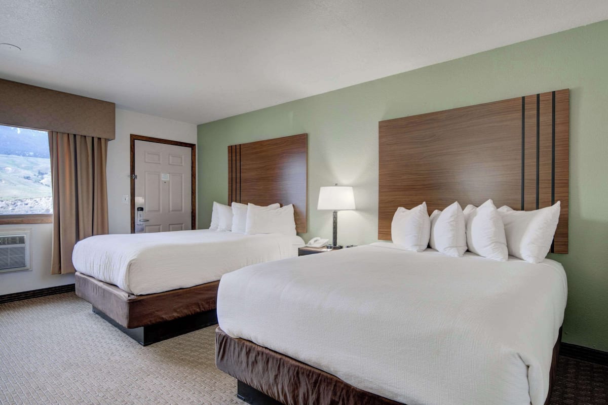 Premium bedding, desk, blackout drapes, iron/ironing board