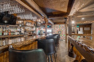 Dinner served, seafood