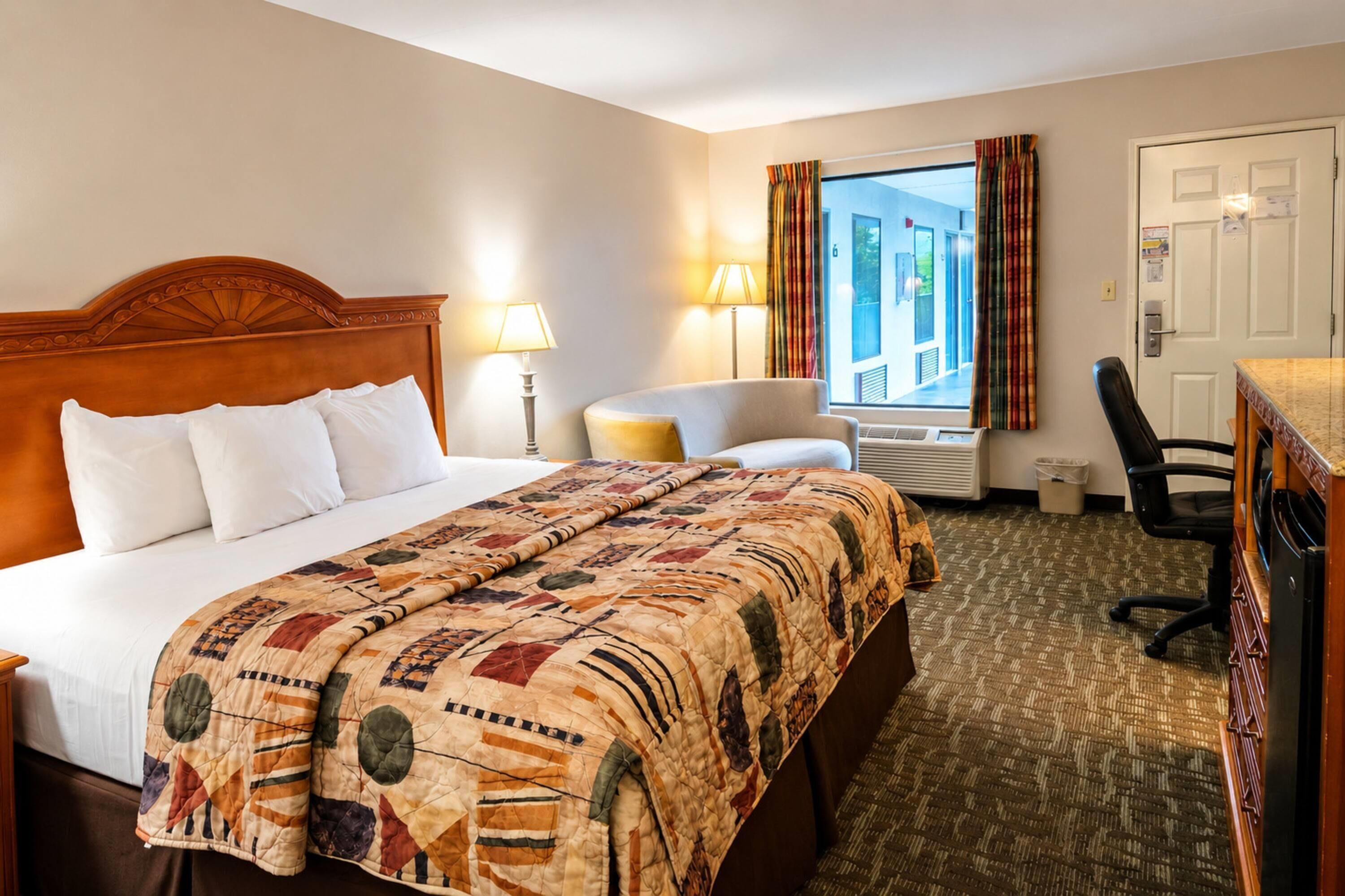 Room, 1 King Bed, Non Smoking | Desk, laptop workspace, iron/ironing board, free WiFi
