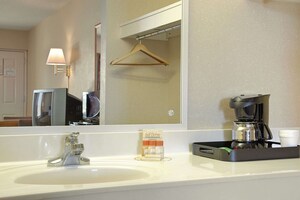 Days Inn by Wyndham Apple Valley Pigeon Forge Sevierville