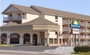 Exterior - Days Inn by Wyndham Apple Valley Pigeon Forge/Sevierville (Sevierville)