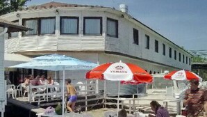 Front of property - Botel Hotel Lisa (Budapest)