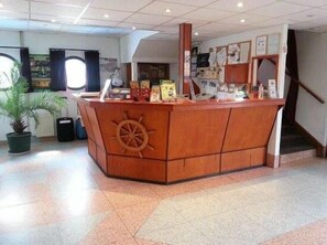 Check-in/check-out kiosk
