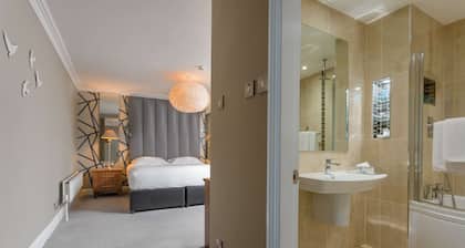 Park Inn by Radisson Shannon Airport