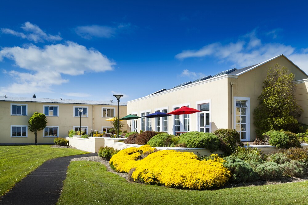 Park Inn By Radisson Shannon Airport by null
