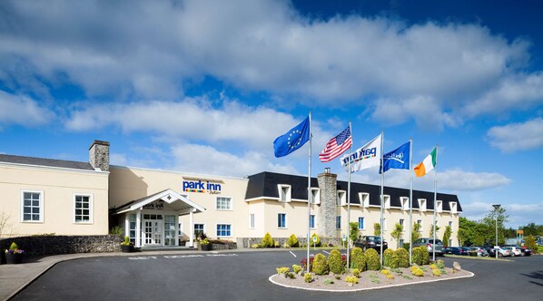 Exterior - Park Inn by Radisson Shannon Airport (Shannon)